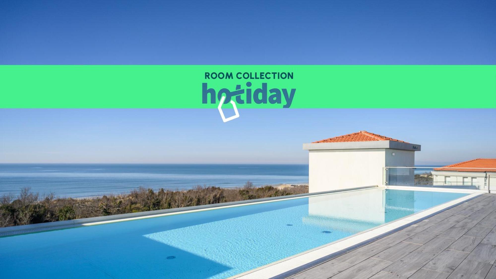 Hotiday Room Collection - Tirrenia Bagian luar foto
